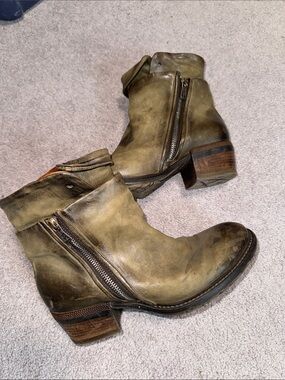 AS 98 Women's Olive Distressed Leather Ankle Boots with Side Zipper